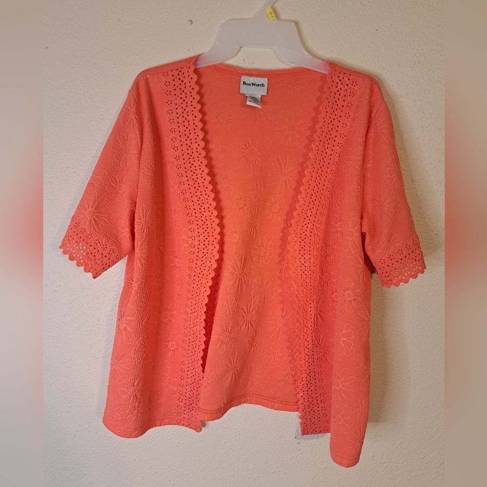 Bon Worth coral short sleeve open front cardigan size Medium petite